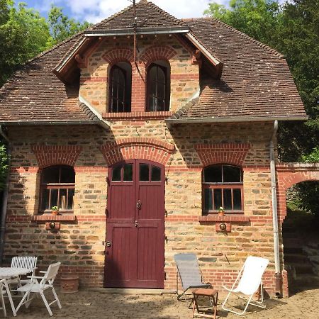 Gite Les Ecuries Du Manoir De Benedicte Cahan 외부 사진